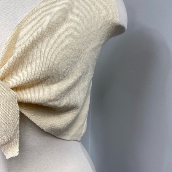 Shein Yellow Tie Crop Top - Picture 4 of 14